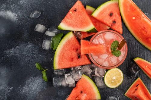 娱乐吃瓜封面如何做的,如何抓住眼球，吸引粉丝